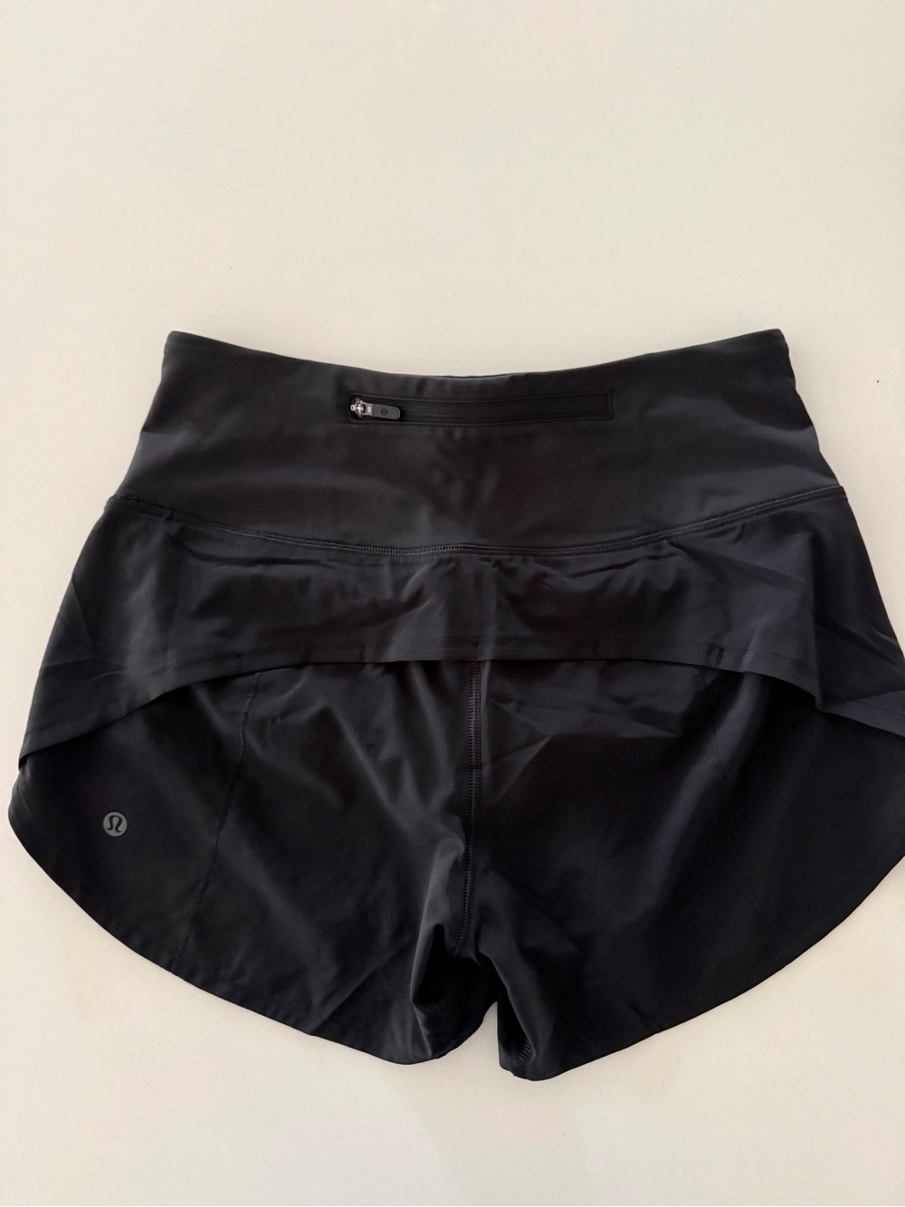 Lululemon speed up shorts, size 4, new without tags, never worn. 4 inch inseam